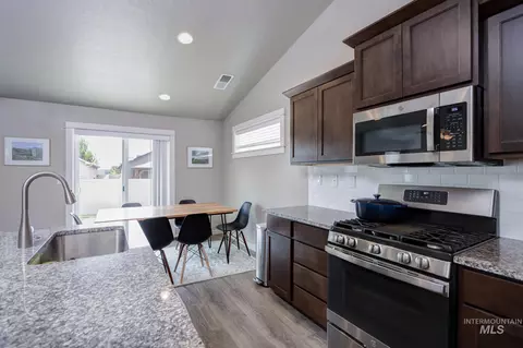 Kitchen - 1169 N Ryde Ave, Kuna, ID 83634 photo 1 of 3