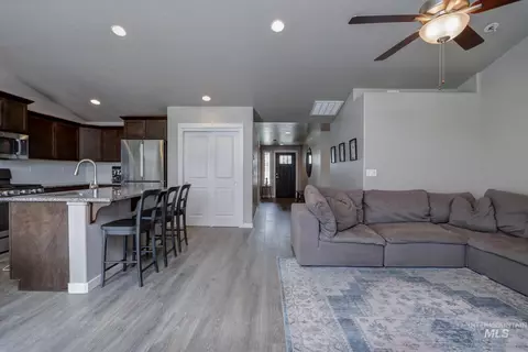 Entry Way - 1169 N Ryde Ave, Kuna, ID 83634 photo 6 of 6