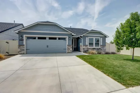 Exterior - 1169 N Ryde Ave, Kuna, ID 83634 photo 2 of 8