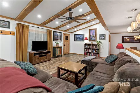Living - 79 Sunset Loop, Cascade, ID 83611 photo 1 of 2