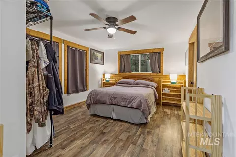 Bedroom - 79 Sunset Loop, Cascade, ID 83611 photo 4 of 4