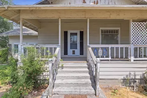 Exterior - 202 E 4th St, Kuna, ID 83634 photo 3 of 9