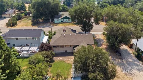 Exterior - 202 E 4th St, Kuna, ID 83634 photo 9 of 9
