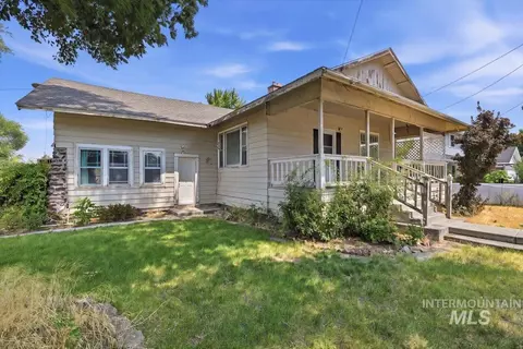 Exterior - 202 E 4th St, Kuna, ID 83634 photo 2 of 9