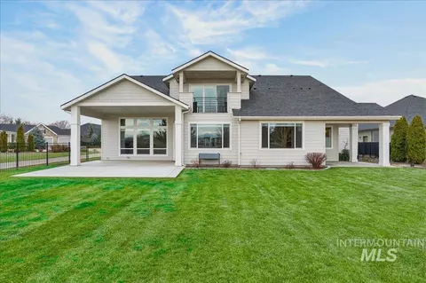 Exterior - 604 S Rivermist Ave, Star, ID 83669 photo 6 of 13