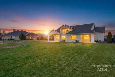 Exterior - 604 S Rivermist Ave, Star, ID 83669 photo 2 of 13