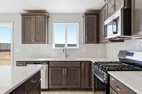 Kitchen - 3530 E Jared St, Kuna, ID 83634 photo 2 of 3