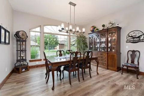 Dining - 731 W Bogus View Dr, Eagle, ID 83616 photo 1 of 2