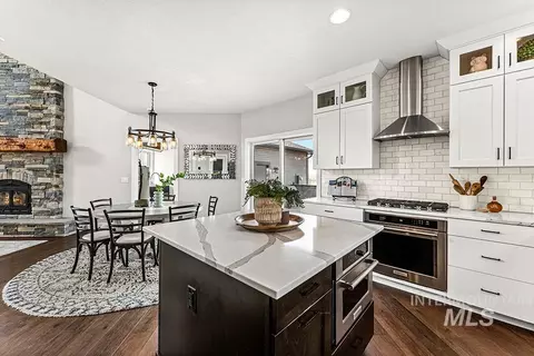 Kitchen - 8901 W Bugle Boy Ln, Eagle, ID 83616 photo 4 of 4