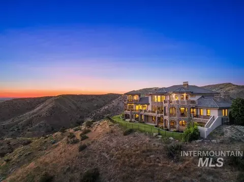 4162 W Quail Hill Ct, Boise, ID 83703