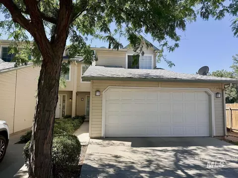 7047 W Irving Ln, Boise, ID 83704