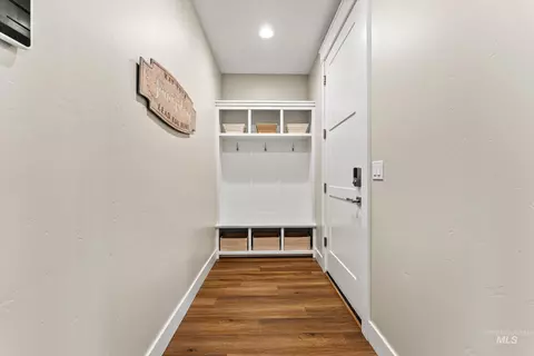Entry Way - 1341 N Willowick, Eagle, ID 83616 photo 2 of 2