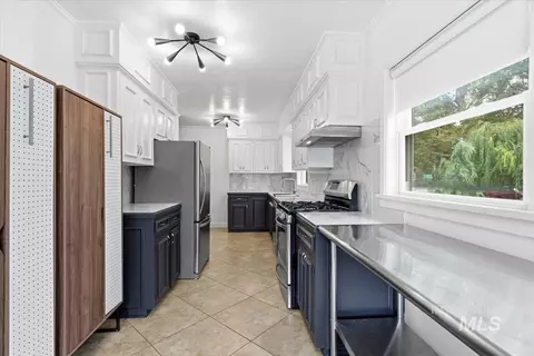 Kitchen - 421 E 2nd St, Emmett, ID 83617 photo 4 of 4
