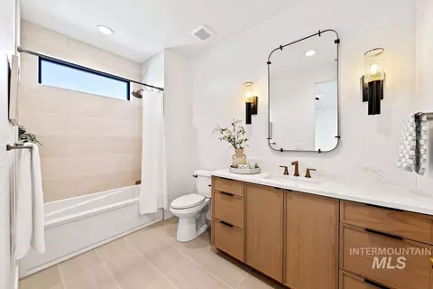 Bath - 7542 W Rockhaven Dr, Eagle, ID 83616 photo 7 of 7