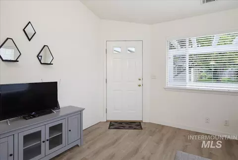 Entry Way - 439 W State St, Eagle, ID 83616 photo 1 of 1