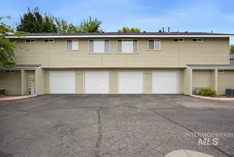 Exterior - 439 W State St, Eagle, ID 83616 photo 9 of 9