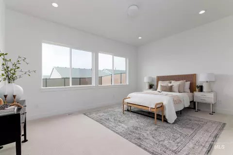 Bedroom - 2640 N Silverbell Way, Eagle, ID 83616 photo 1 of 2