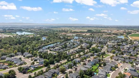View/Area - 335 E Willowcreek Dr, Middleton, ID 83644 photo 2 of 3