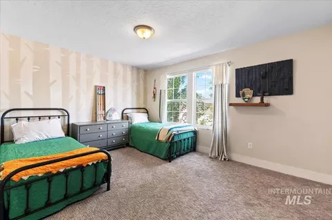 Bedroom - 335 E Willowcreek Dr, Middleton, ID 83644 photo 3 of 4