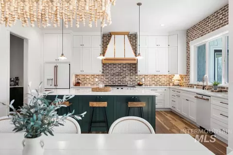 Kitchen - 7723 W Hevelius, Eagle, ID 83616 photo 1 of 5
