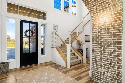 Entry Way - 7723 W Hevelius, Eagle, ID 83616 photo 1 of 2