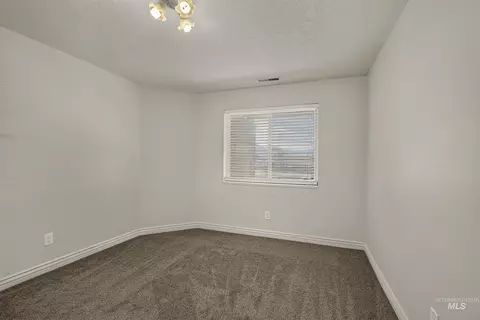 Bedroom - 1457 E 4600 N, Preston, ID 83263 photo 4 of 4