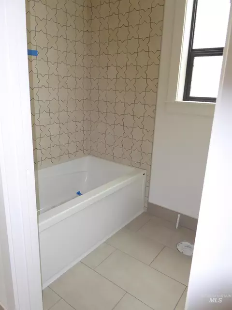 Bath - 3669 N Bellrock Ave, Eagle, ID 83616 photo 3 of 3