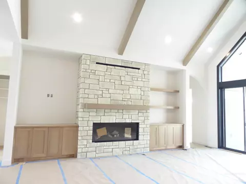 Living - 3669 N Bellrock Ave, Eagle, ID 83616 photo 2 of 6