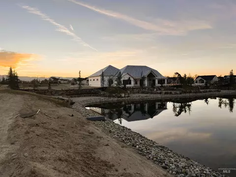 Exterior - 3669 N Bellrock Ave, Eagle, ID 83616 photo 11 of 12