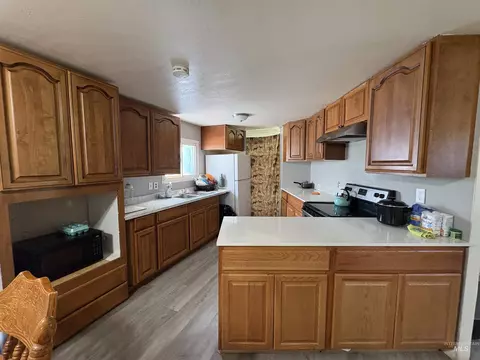 117 E 5th St, Shoshone, ID 83352 photo 6
