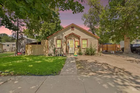Exterior - 408 5th Ave E, Jerome, ID 83338 photo 3 of 7