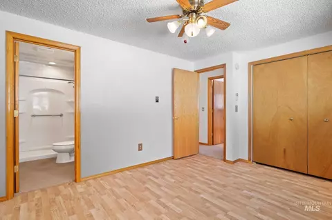 Bedroom - 442 Crestview Dr, Twin Falls, ID 83301 photo 2 of 5