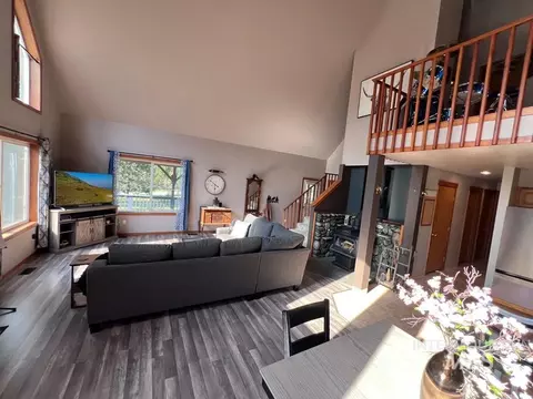 Living - 1907 Gold Dust Rd, Cascade, ID 83611 photo 2 of 2
