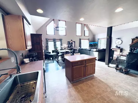 Kitchen - 1907 Gold Dust Rd, Cascade, ID 83611 photo 1 of 2