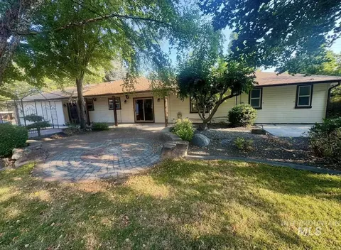 Exterior - 1157 E Mcmillan Rd, Meridian, ID 83646 photo 1 of 5