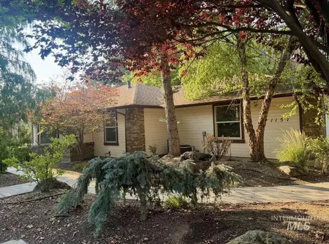 Exterior - 1157 E Mcmillan Rd, Meridian, ID 83646 photo 2 of 5