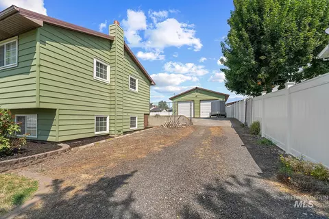 Exterior - 2007 Ripon Ave, Lewiston, ID 83501 photo 7 of 8