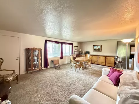 Other - 110 Lakeshore Dr, Cascade, ID 83611 photo 3 of 7