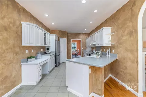 Kitchen - 1731 E Myrtle Beach Ct, Eagle, ID 83616 photo 1 of 4