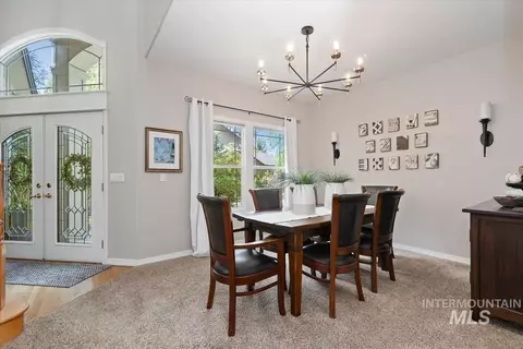 Dining - 552 E River Quarry Ct, Eagle, ID 83616 photo 3 of 4