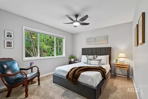 Bedroom - 552 E River Quarry Ct, Eagle, ID 83616 photo 1 of 5