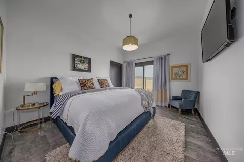 Bedroom - 1150 Pleasant View Dr, Weiser, ID 83672 photo 3 of 4