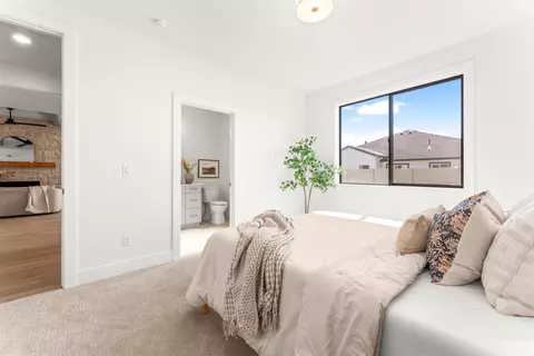 Bedroom - 360 N Hunter Creek Ave, Eagle, ID 83616 photo 7 of 7