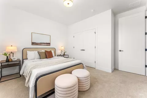 Bedroom - 360 N Hunter Creek Ave, Eagle, ID 83616 photo 4 of 7