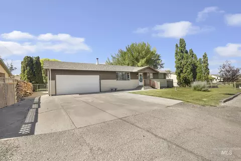 Exterior - 207 Sage St, Kimberly, ID 83341 photo 4 of 10