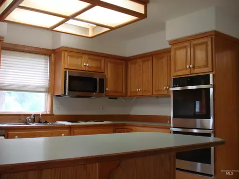 Kitchen - 628 Syringa Dr, Mccall, ID 83638 photo 1 of 4