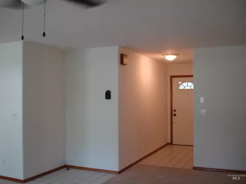 Entry Way - 628 Syringa Dr, Mccall, ID 83638 photo 1 of 2