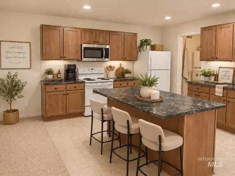 Kitchen - 12891 Adelaide, Caldwell, ID 83607 photo 3 of 3