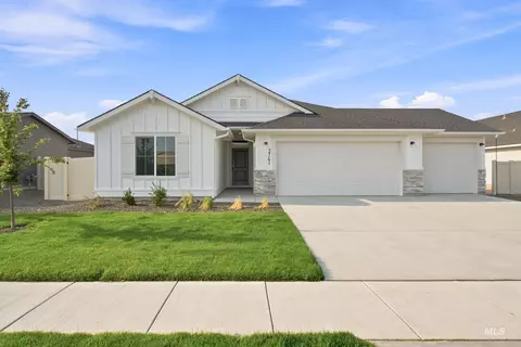 3741 E White Plains St, Nampa, ID 83686