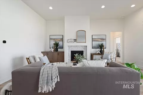6732 Emma Ct, Eagle, ID 83629 photo 9
